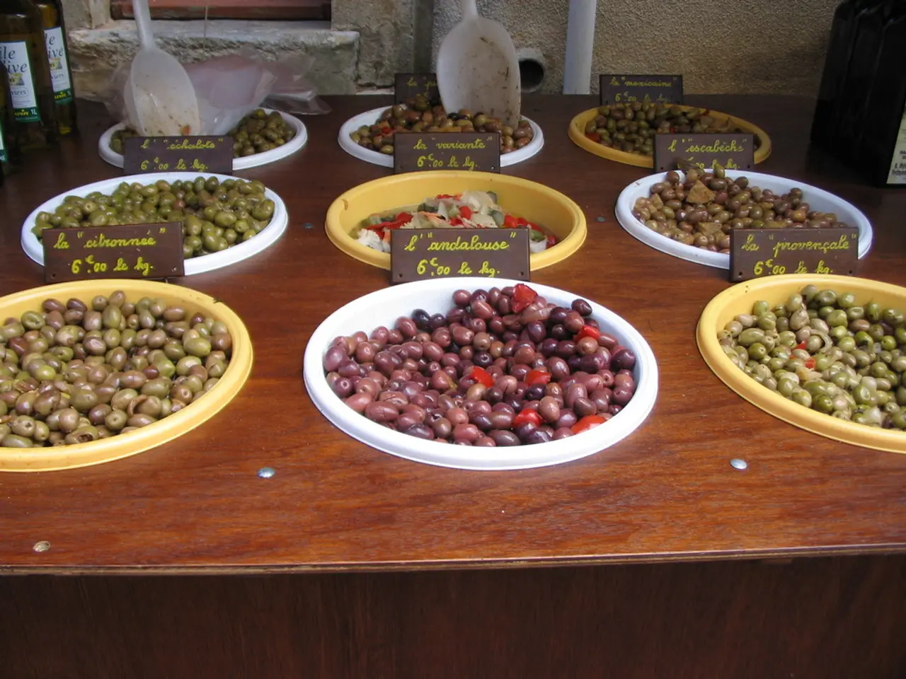 Practical Session and Exhibition of Lacquer Art by Master Craftsman Jun Tashiro