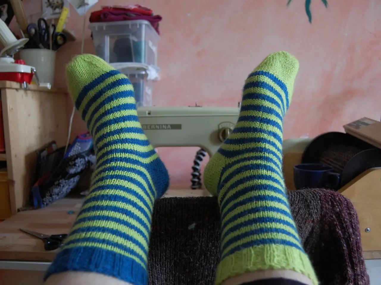 Embrace Comfort and Fashion: Complimentary Crochet Hat Designs for a Chilly Winter Season