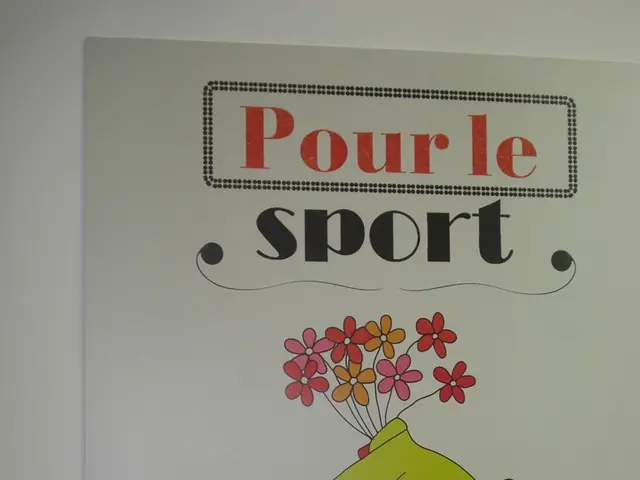 Guidelines for Successfully Pruning Daisies to Maintain Vibrant Blossoms Throughout the Summer