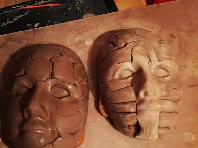 Tips for an Ideal Dive Mask and Facial Hair Sealing