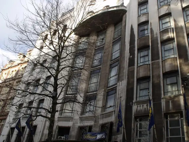 Family-Oriented Strategy: 'Augsburg Plan'