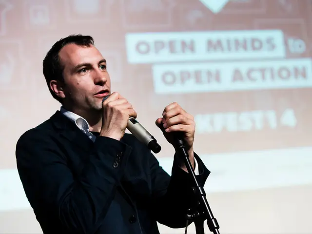 "Updated Approach in Prompt Manipulation: Context Engineering Explained"