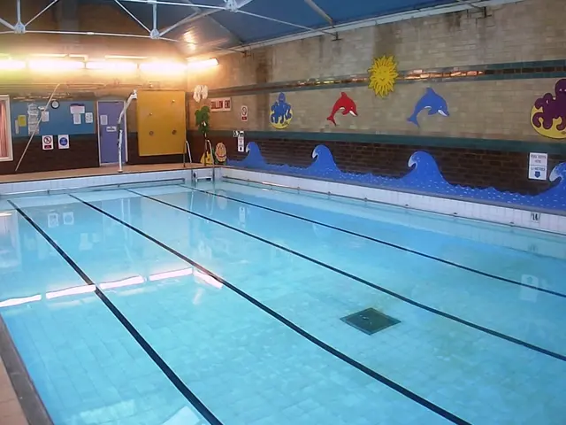 Submerged Lounge Areas in Pools: The Current Trend in Custom Swimming Pool Designs