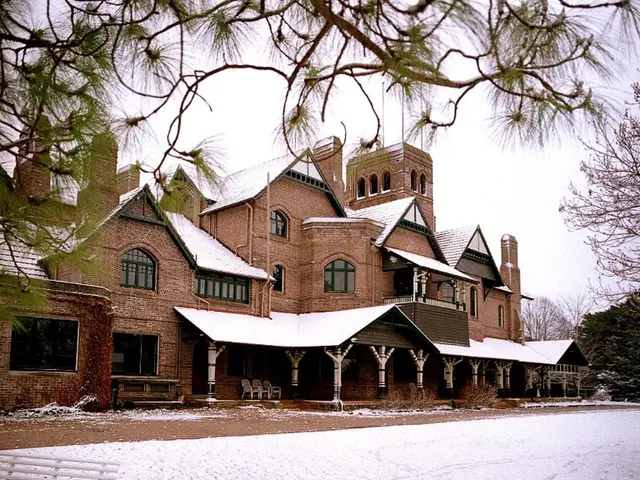 Streamlining office setup in Augsburg: effortless access to workspaces