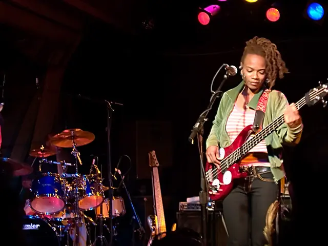 Prior to the event commencement at IFA, Berlin's director gets down and dirty in the soil