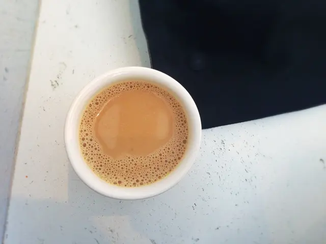 Artisanal Coffee Shop Celes-Té: Grounded in Artistry and Social Ties