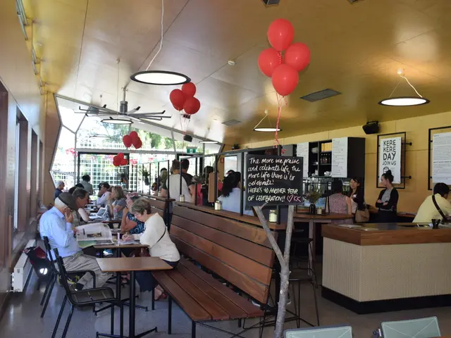 Outdoor Activities and Sunbathing: Guidelines Tenants Should Be Aware of Regarding Building Rules