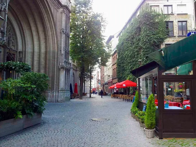 Urban Planning Prioritizing Pedestrian Traffic Promotes Overall Well-being in German Cities