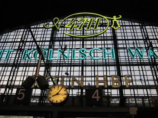 Testing apparatus for tall pendulum clocks