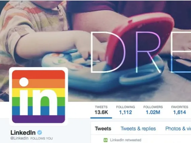 Strategies for Building an Exceptional LinkedIn Profile (Including Examples)