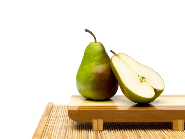 optimal time for gathering Asian pears for highest quality yield