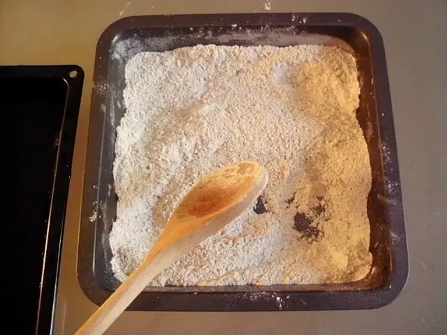 Alterations in Nutrient Bonding Through Directional Stirring Using Wooden Spoons