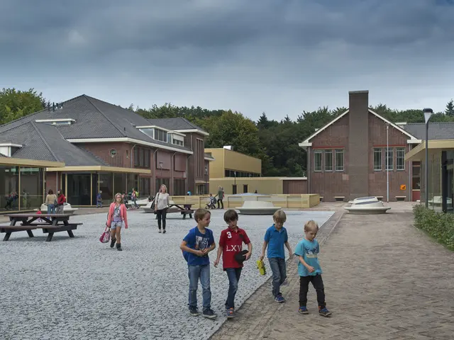 Home Departure of Son Leaves Ruth Langsford Feeling Empty; Discusses Pre-Departure Emphasis