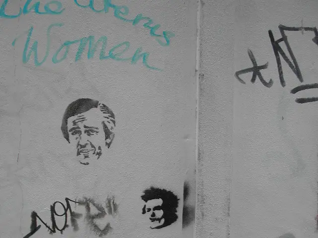 Peace of Mind Enhanced When Hanging pictures with this £20 Amazon Bestseller – Exploring Why It's...